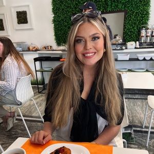 Meet your Posher, Madison